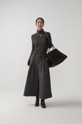 Minimalist Turtleneck Top for Fall